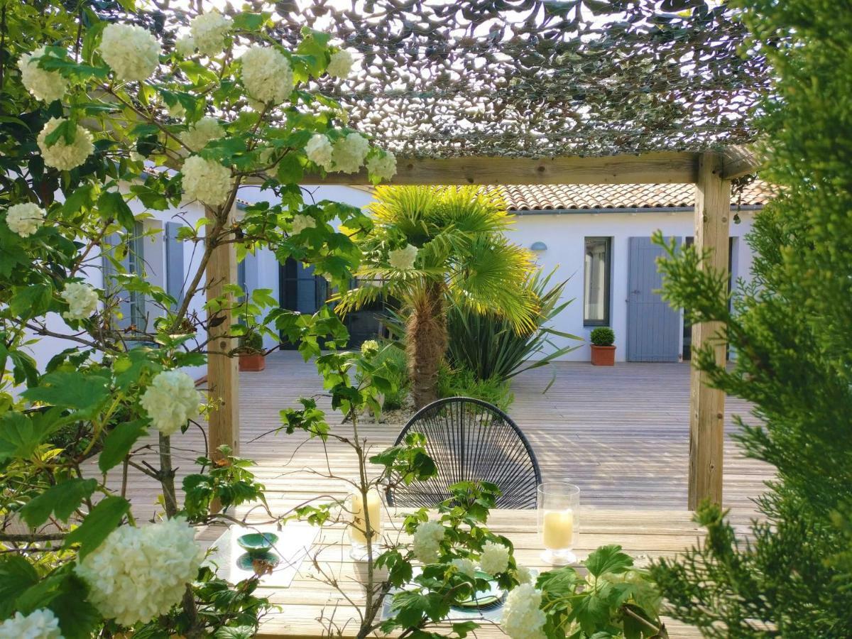Derriere La Plage : Suite, Patio Et Pergola Le Bois-Plage-en-Ré Εξωτερικό φωτογραφία